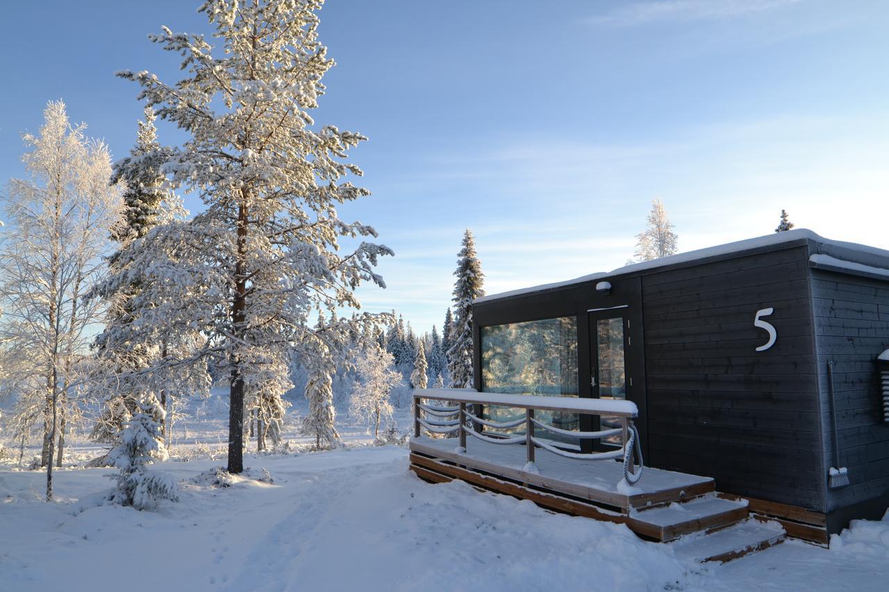 Iisakki Glass Village Resort
